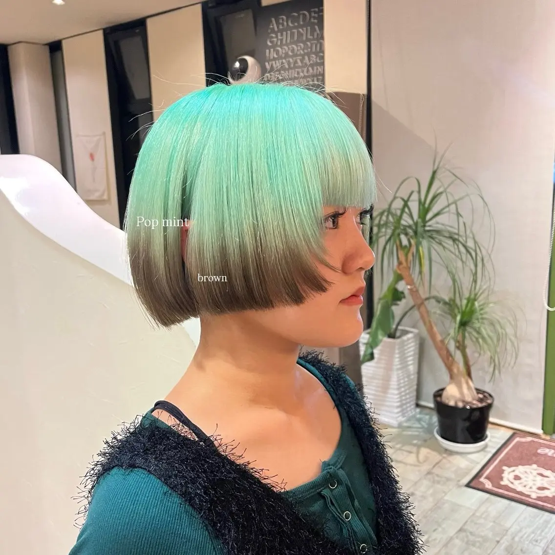 ミディアム レイヤー/透明感艶 カラー丸山ななほのヘアスタイル