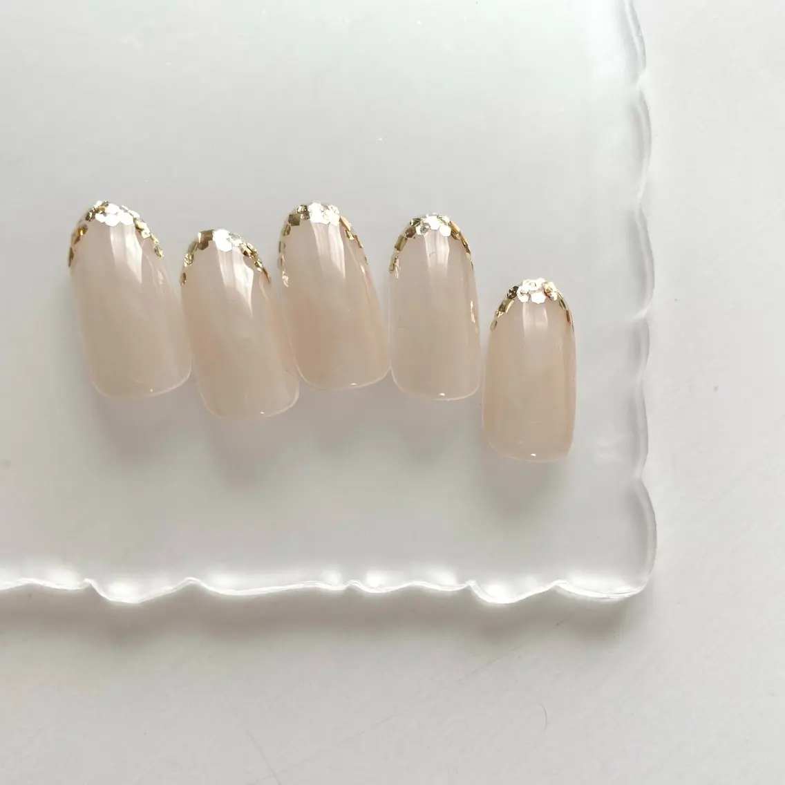ネイル フレンチネイル Aoi💅🏻 表参道のネイルデザイン