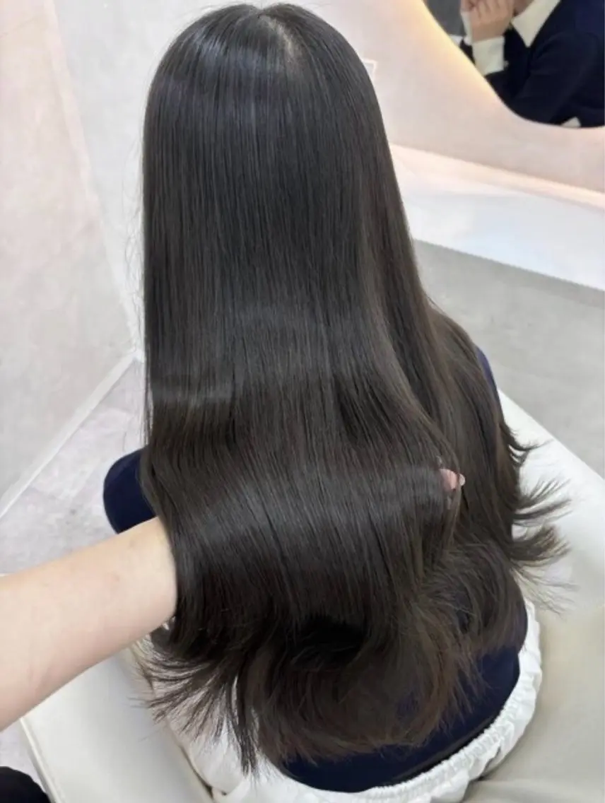 ロング ロング 庄司蒼麻 艶カラー特化/上尾のヘアスタイル