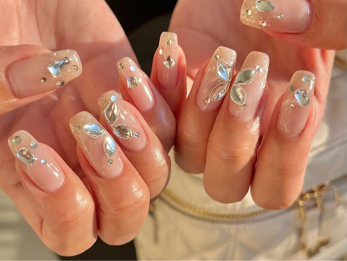 ネイル ハンドネイル フットネイル Nailsalon Fave/Rinaのネイルデザイン
