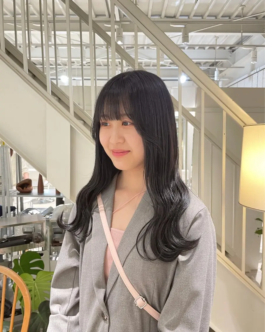 ロング カラー ブラウンカラー 安西 香利奈のヘアスタイル