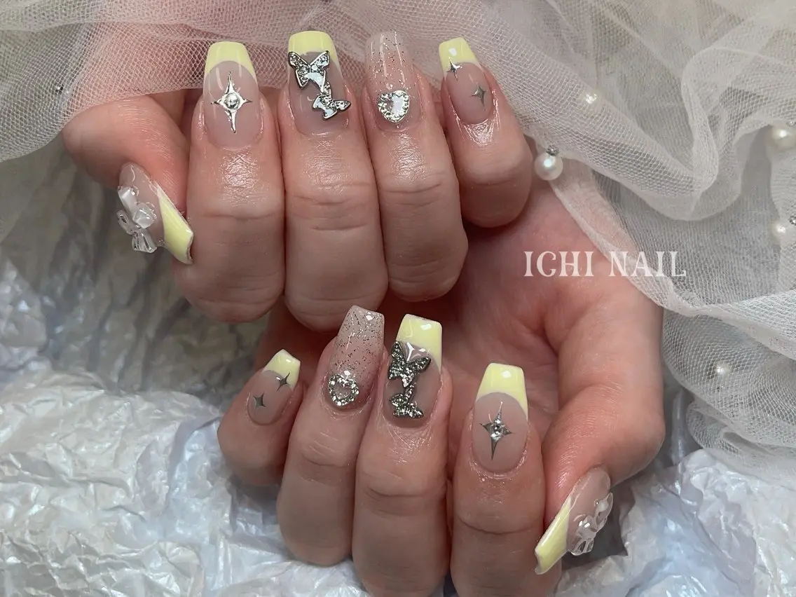 ネイル ハンドネイル 🧚🏻‍♀️ NOHA🎀のネイルデザイン