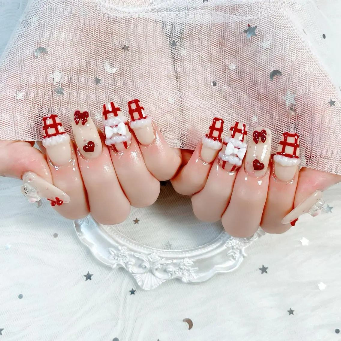ネイル チークネイル 長さ出し フレンチネイル ジェルネイル グラデーション ハンドネイル THANHTHANH NAILのネイルデザイン