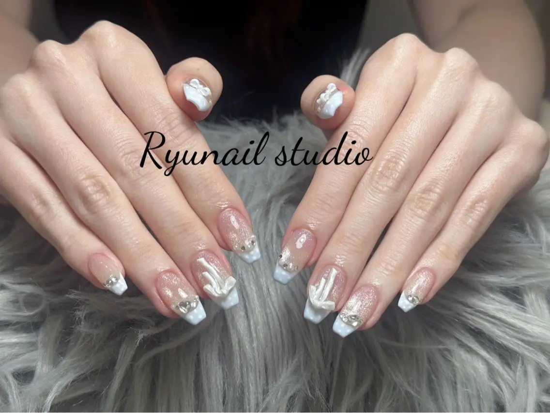 ネイル アートネイル ジェルネイル マグネットネイル ニュアンスネイル シンプルネイル ハンドネイル Ryu Nail NekoChanのネイルデザイン