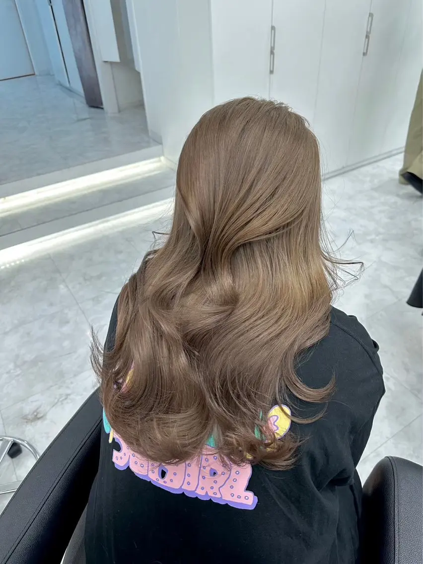 ロング カラー 🤍ブリーチなし ブラウンhimi🤍のヘアスタイル
