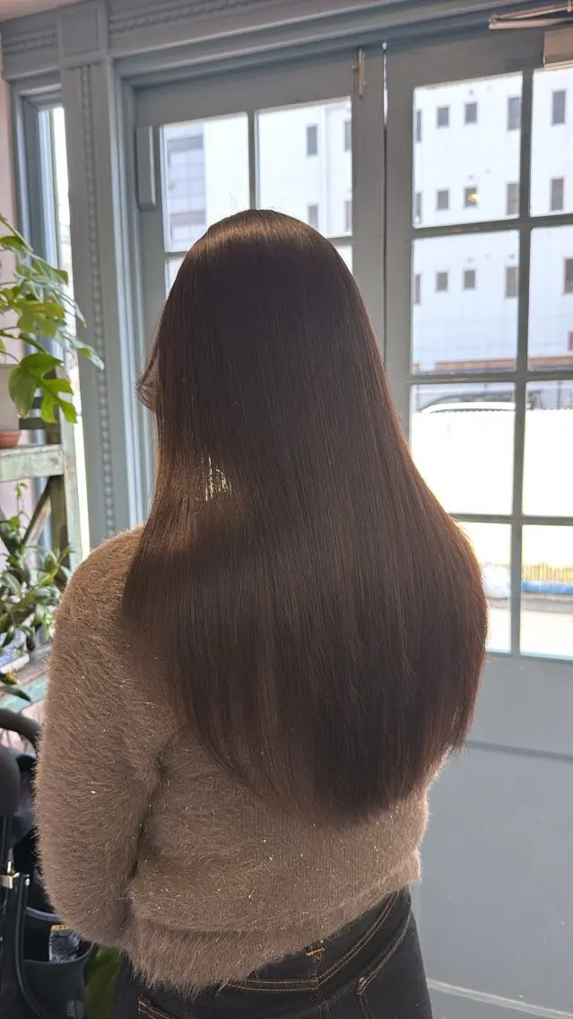 ロング トリートメント カット ヘアカラー トリートメント ヘッドスパ Sakura .のヘアスタイル