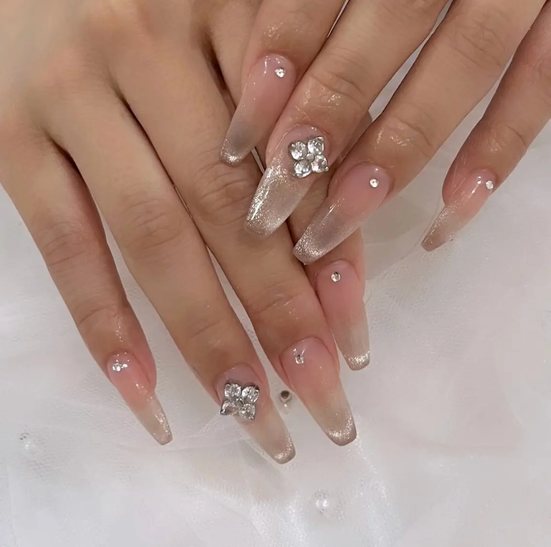 ネイル SALON ELVI.のネイルデザイン