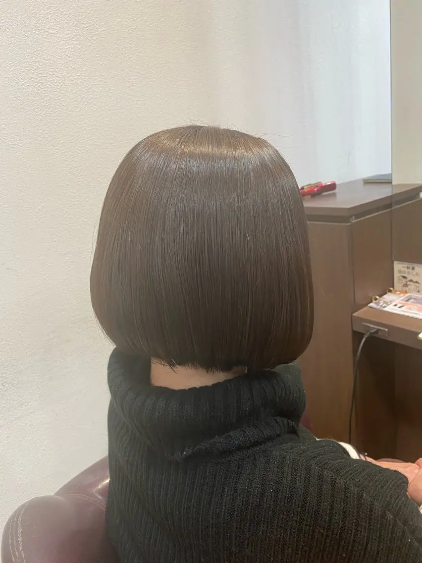 ショート カラー ブラウンカラー ボブ 仲井 充のヘアスタイル