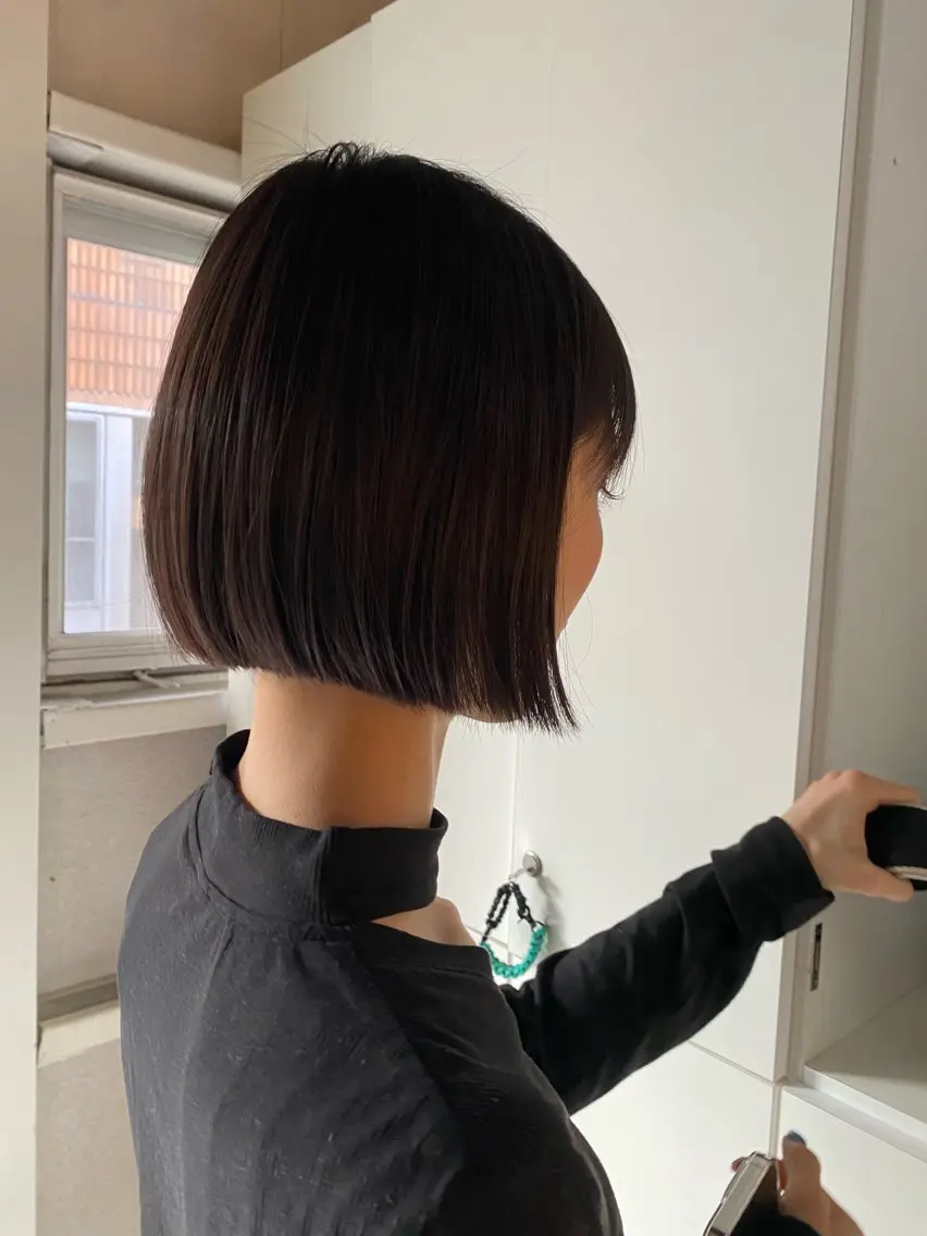 ショート 切りっぱなしボブ ボブ カット &72 takiのヘアスタイル