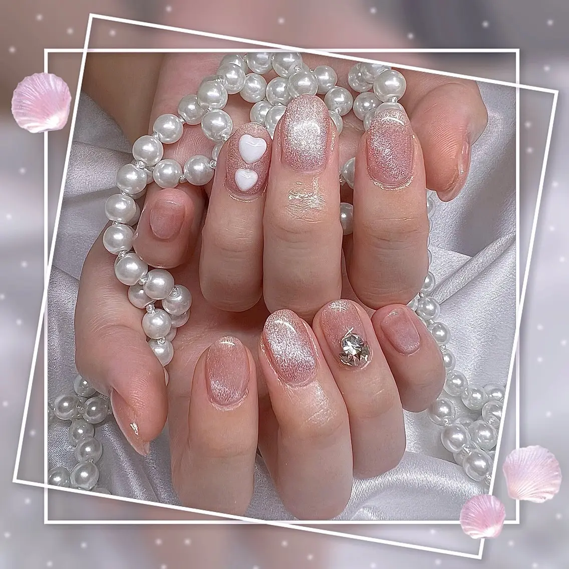 ネイル フレンチネイル グラデーション キラキラネイル 韓国ネイル マグネットネイル Chill Nailsalonのネイルデザイン