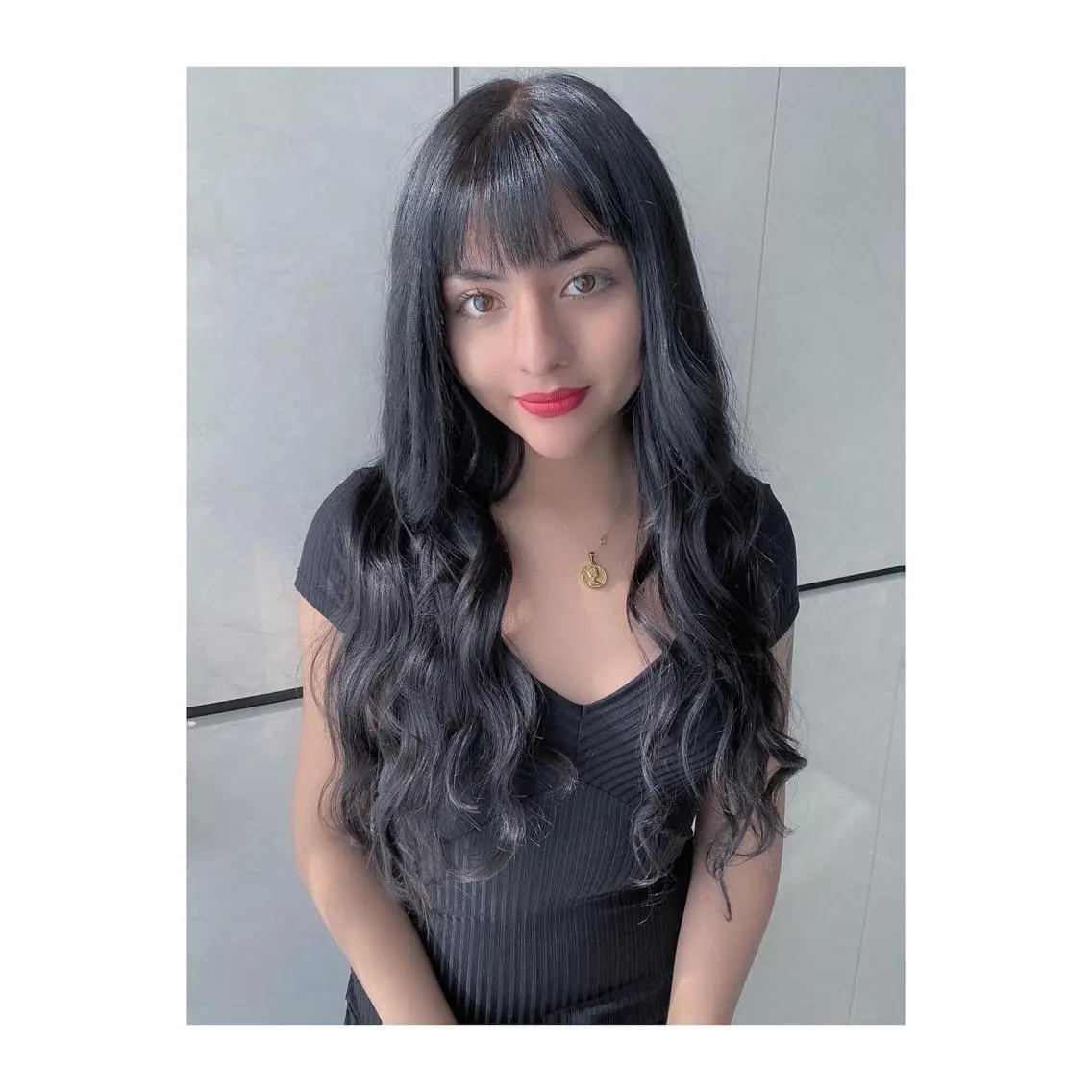ロング カラー FAAM Tsuneのヘアスタイル