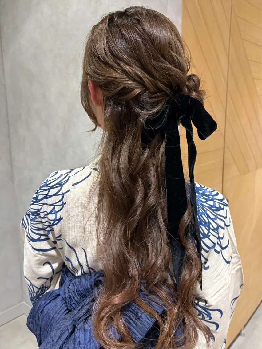 ロング ヘアアレンジ 浴衣 yumemiレイヤー ✴︎ 透明感カラーのヘアスタイル