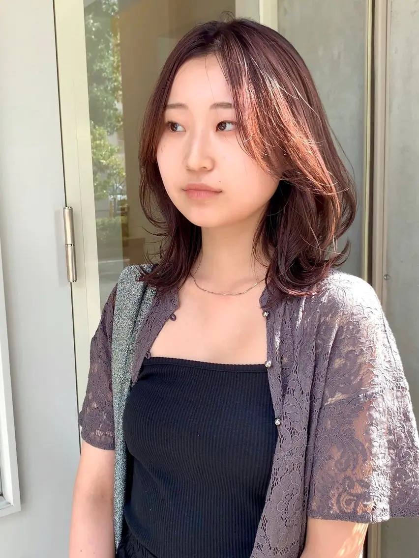 ミディアム カラー くびれヘア レイヤーカット カット ヘアカラー ✨コテ巻き風パーマ ✨川合佑哉のヘアスタイル