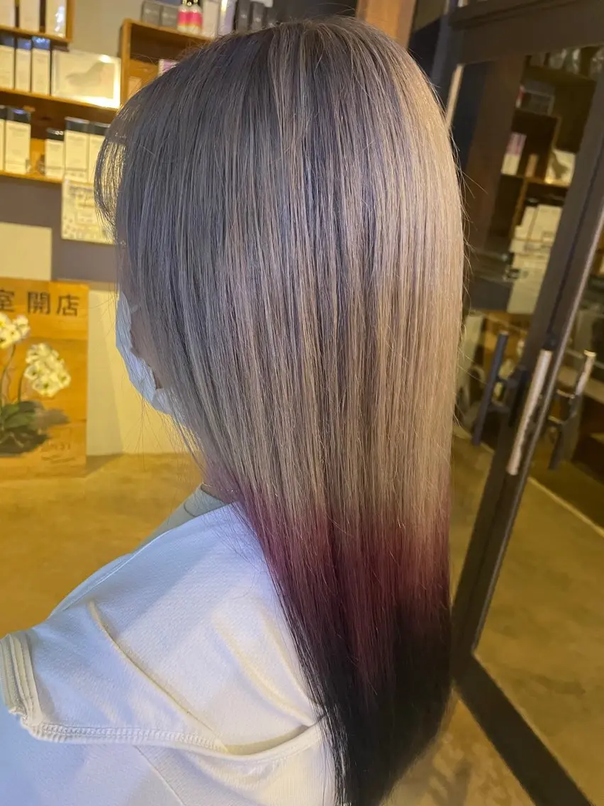 カラー グラデーションカラー ハイトーンカラー 隅内 桃香のヘアスタイル