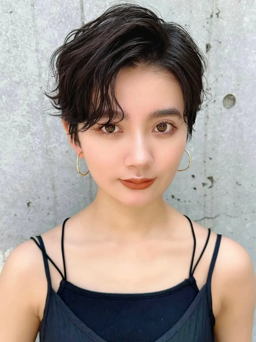 ショート カラー パーマ カット パーマ トリートメント 根津、表参道2店舗 店長　内見 加瑞磨のヘアスタイル