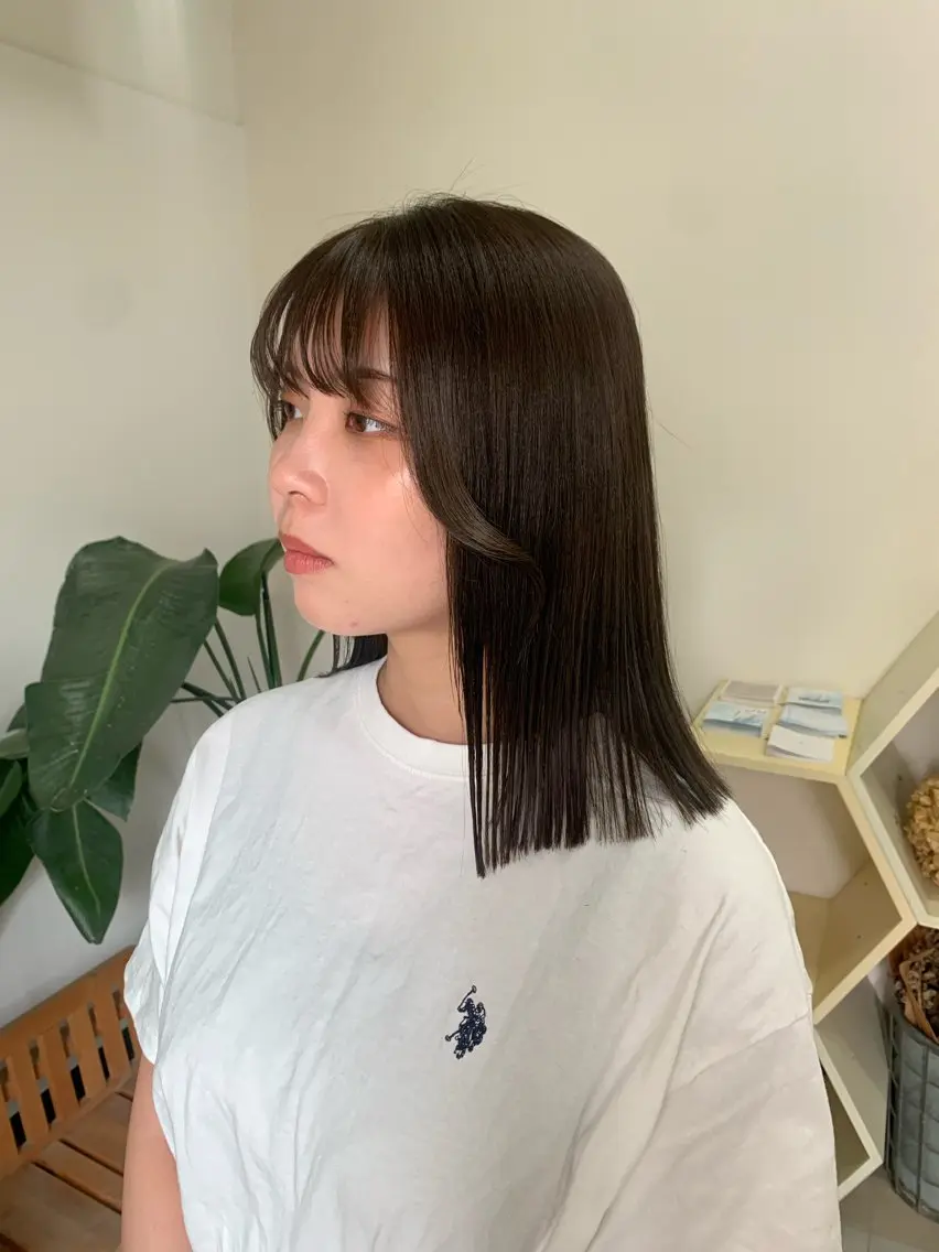 ミディアム カット ヘアカラー 透明感カラー wacoのヘアスタイル