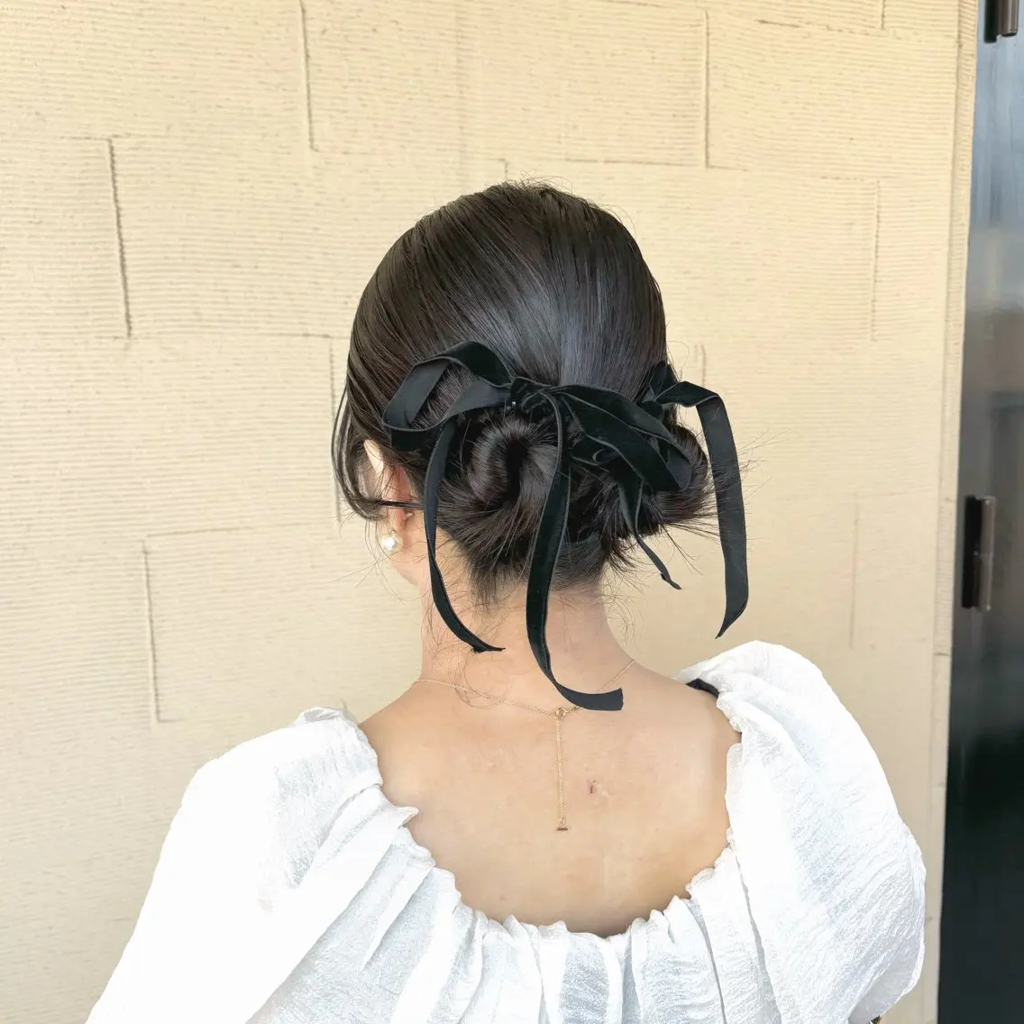セミロング ヘアアレンジ ヘアセット miwa♡暖色カラー 盛れる顔周り.ヘアメのヘアスタイル