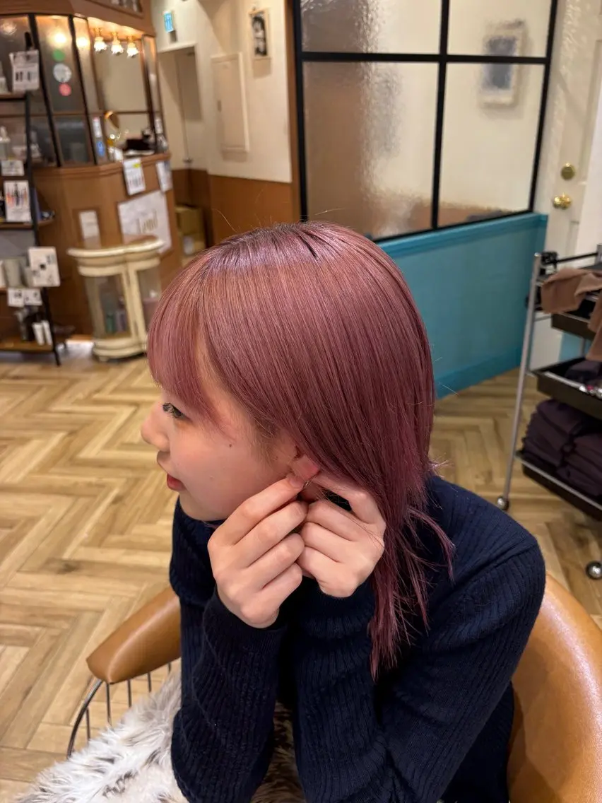 特別価格✨✨【ブリーチメニュー🌟】ブリーチリタッチ(3センチ以内)+オンカラー🍒+1stepトリートメントの写真