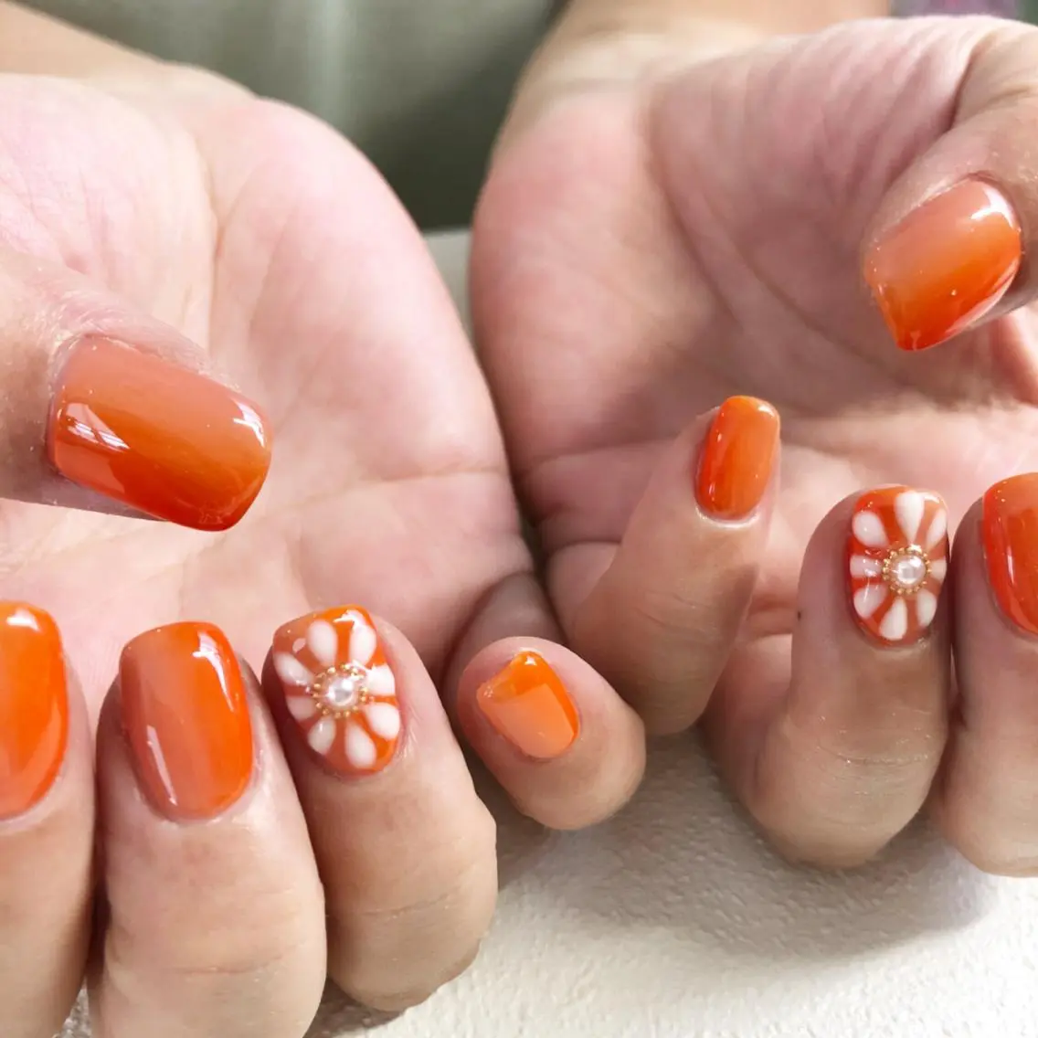ネイル ハンドネイル Lily Nailsのネイルデザイン