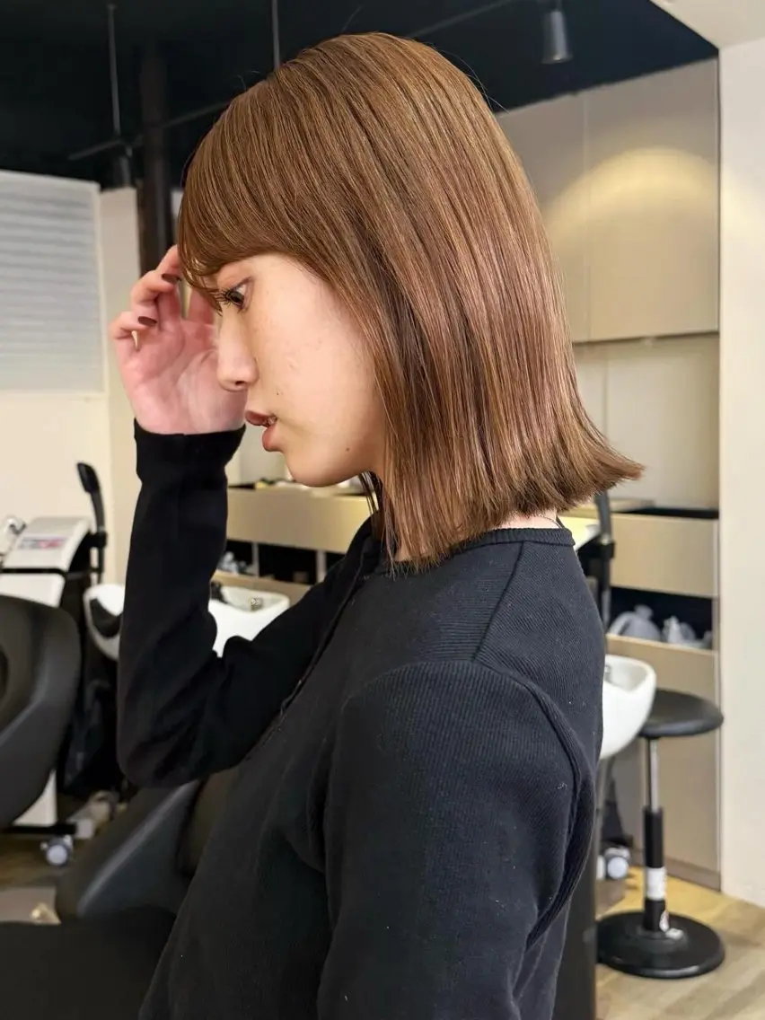 ミディアム カラー カット ヘアカラー トリートメント ♡アヤメ/レイヤー ボブ♡渋谷のヘアスタイル