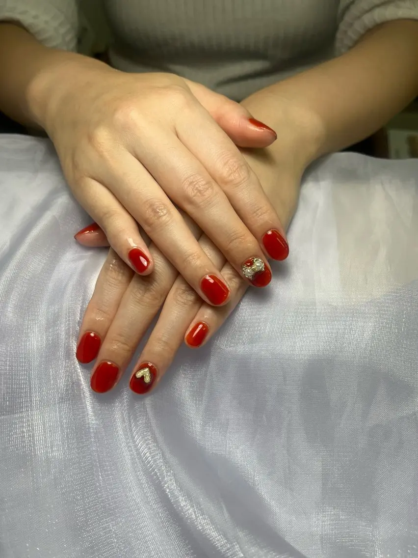 ネイル ハンドネイル ongles chicのネイルデザイン