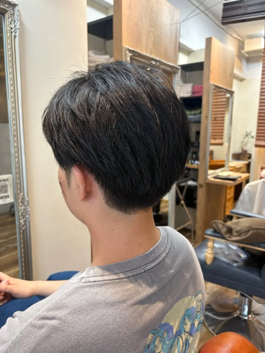 ショート 小松 美咲のヘアスタイル