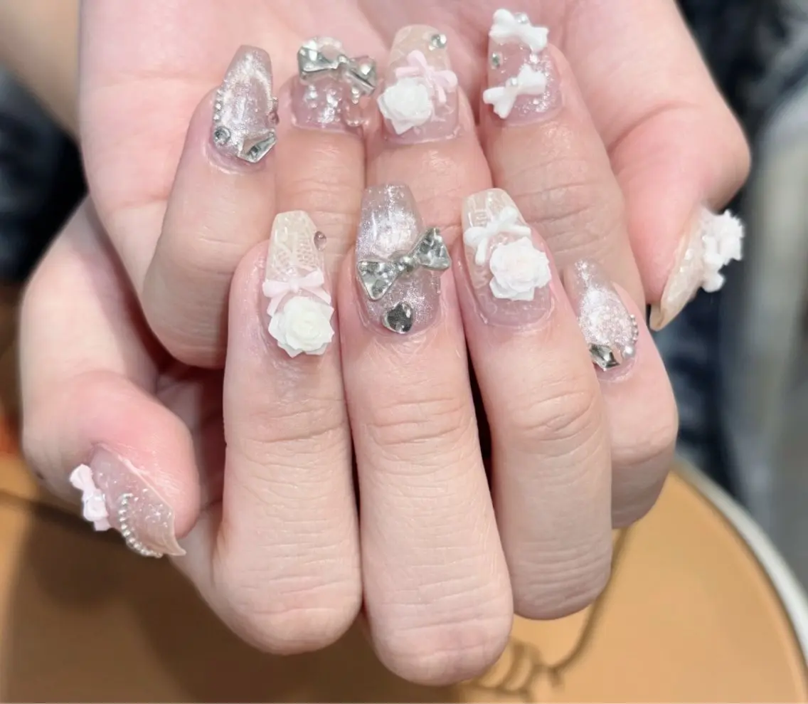 ネイル アートネイル オーロラネイル チークネイル 長さ出し フレンチネイル ハンドネイル ハンドケア Yumi Nail Seiのネイルデザイン