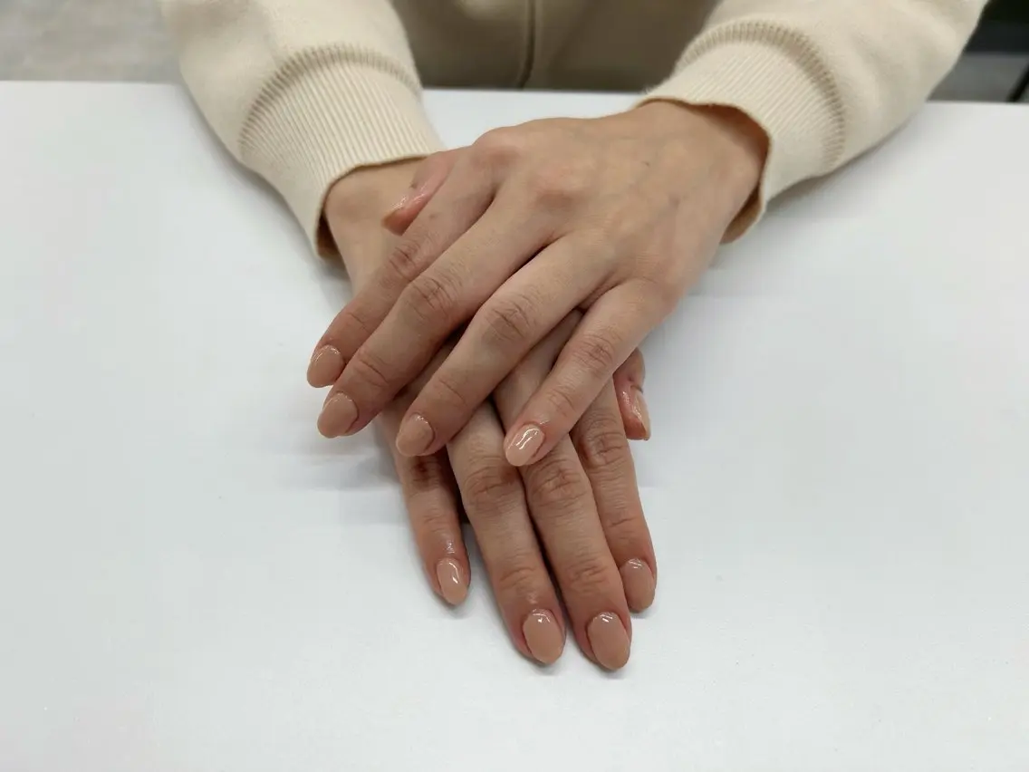 ネイル ワンカラーネイル ibelu 鈴木優花のネイルデザイン