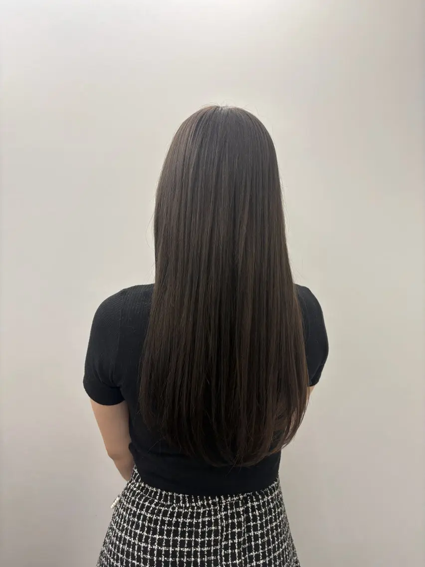 ロング カラー ブリーチ MIU ROCCO3rdのヘアスタイル