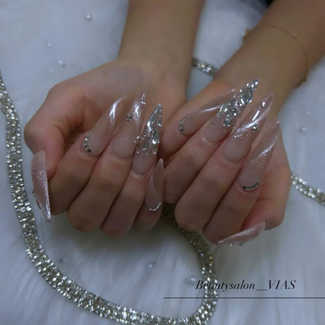 ネイル ハンドネイル VIAS 〜EYE&NAIL〜のマツエク・マツパデザイン