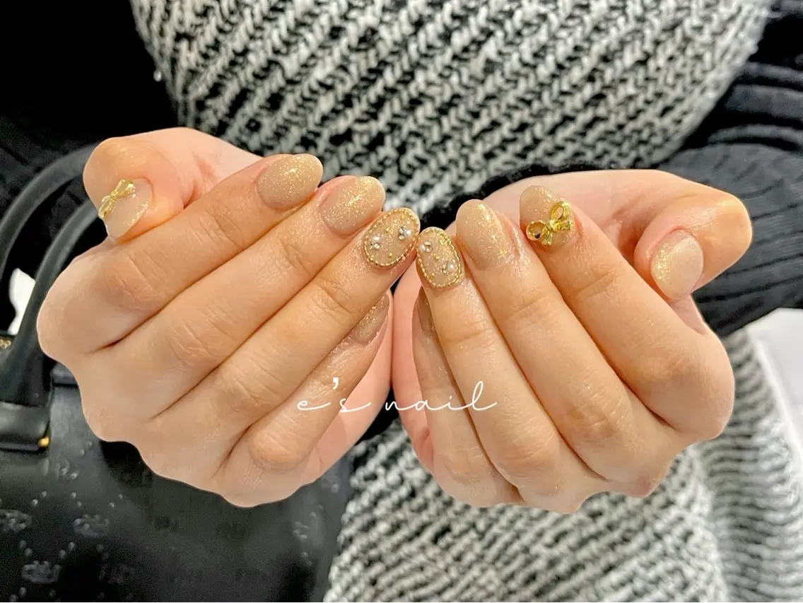 ネイル ハンドネイル ハンドケア e’s nail Lumièreのネイルデザイン