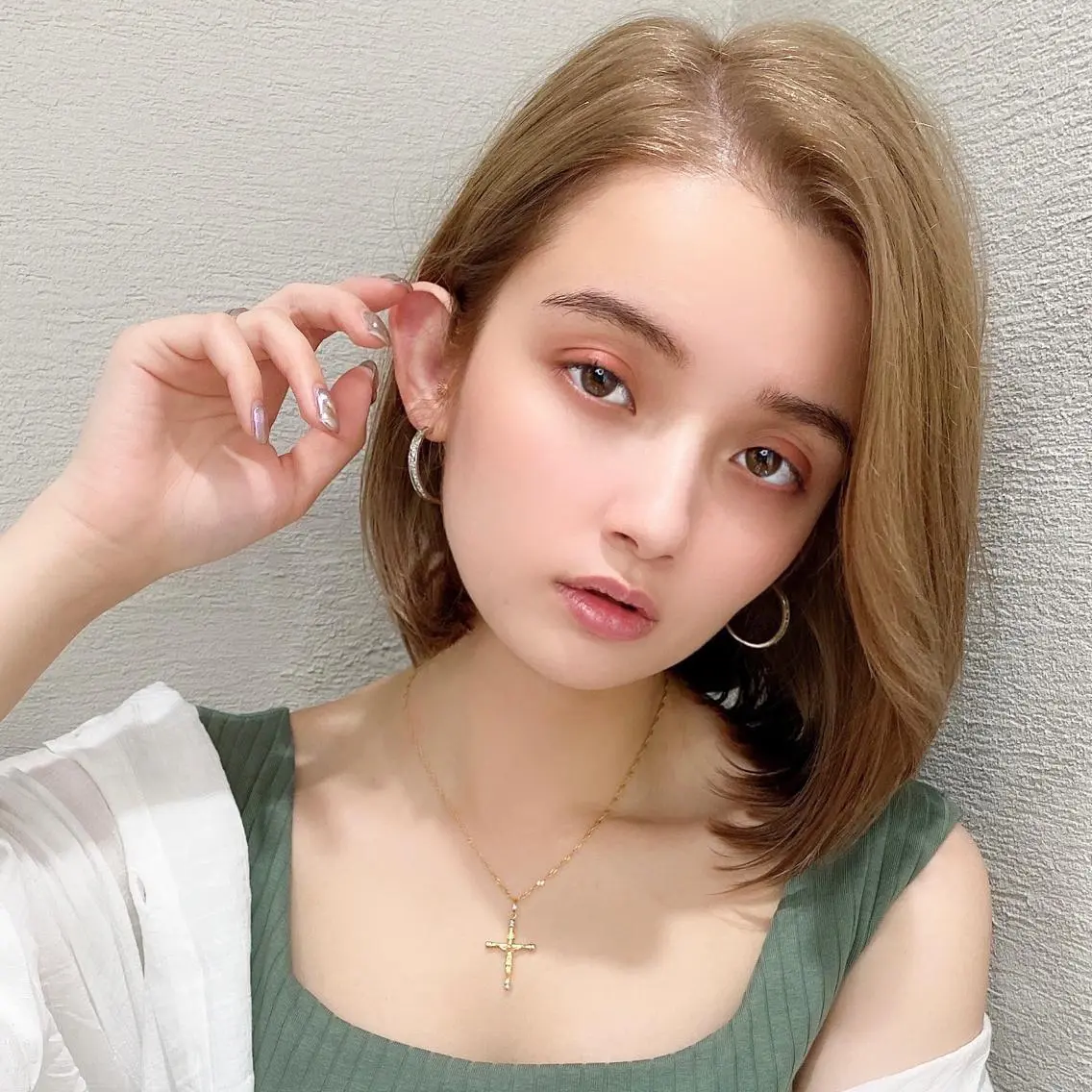 ショート カラー パーマ 小顔カット カット ヘアカラー トリートメント モテ髪×トレンド💕 小顔レイヤー 金井のヘアスタイル