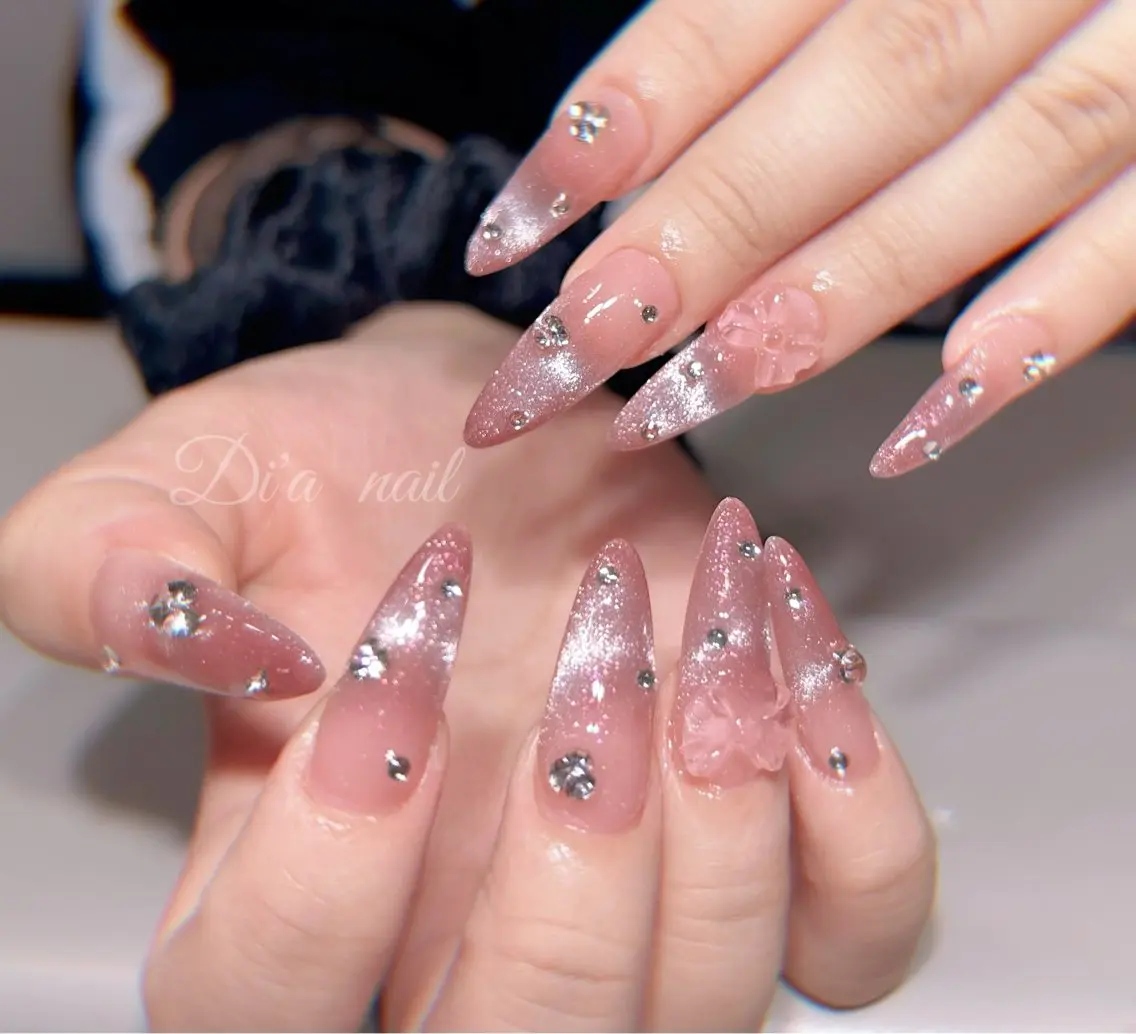 ネイル ハンドネイル di'a salonのネイルデザイン