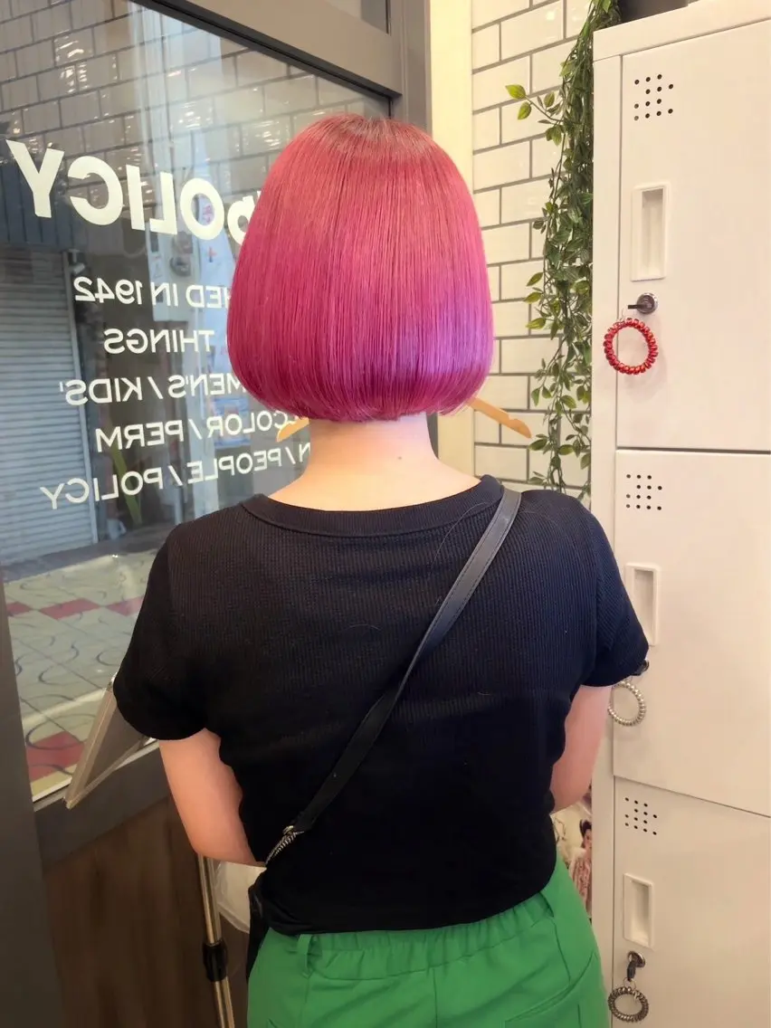 カラー ピンクカラー RE -NAのヘアスタイル