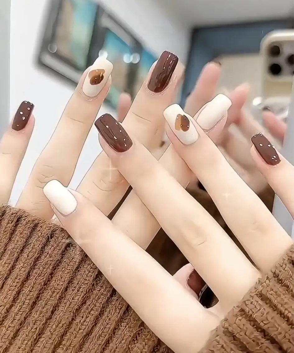 ネイル エ イのネイルデザイン