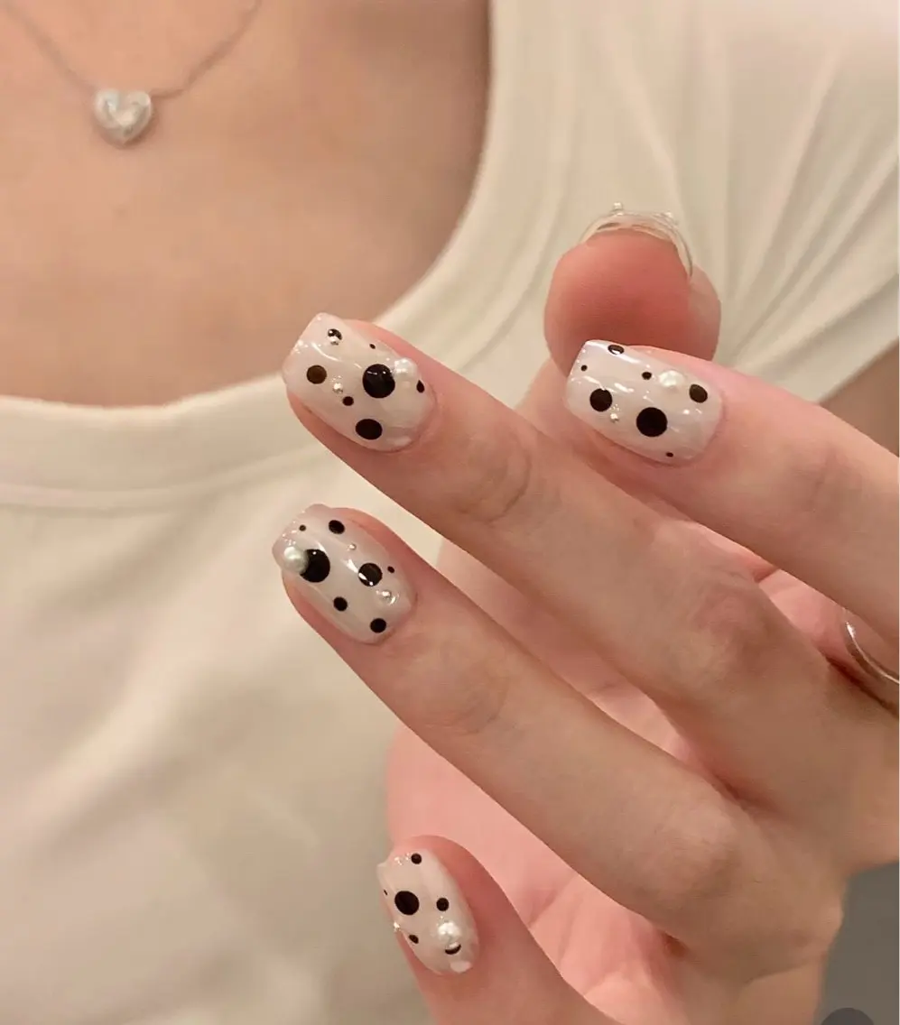 ネイル ハンドネイル MoreGlam 大宮店Sorayaのネイルデザイン