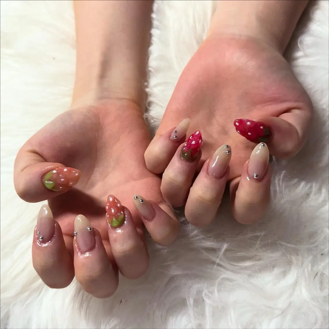 ロング ハンドネイル mao .のネイルデザイン