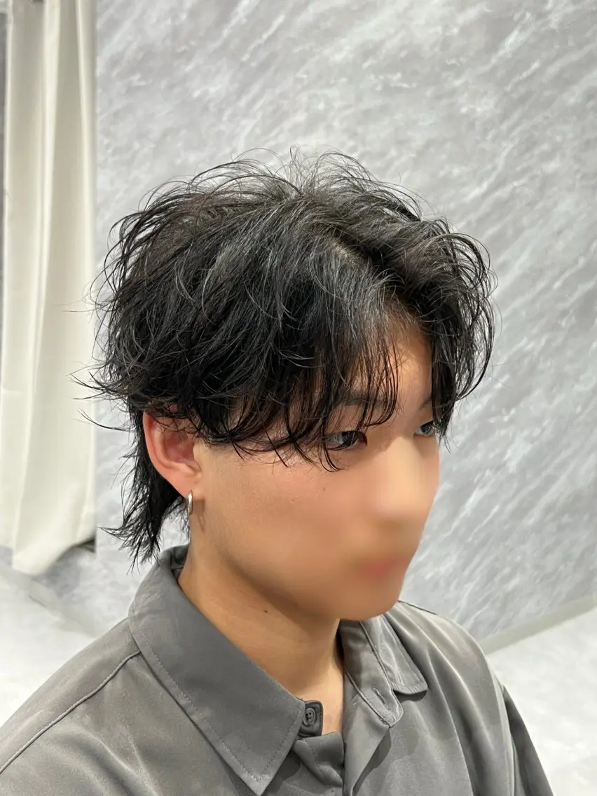 メンズ メンズパーマ ulus kobe 藤枝大地のヘアスタイル