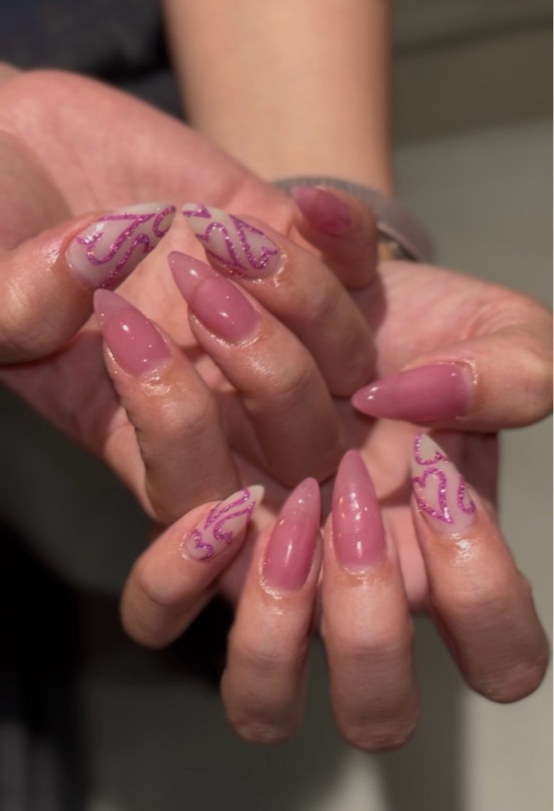 2~4本アート💅🏻(ジェルオフ込み)の写真