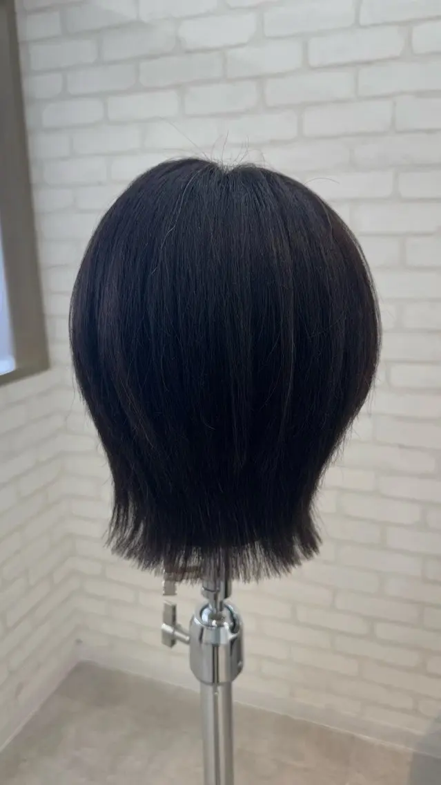 ミディアム ボブ 外ハネヘア THETAふじみ野 古屋のヘアスタイル