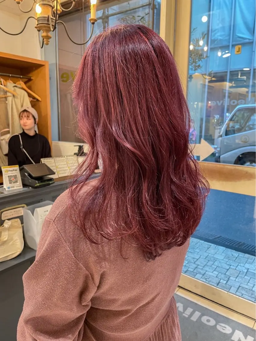カラー ブリーチ ブリーチなしカラー ピンクカラー レッドカラー 🩵ASAHI🐷 モデル募集中のヘアスタイル