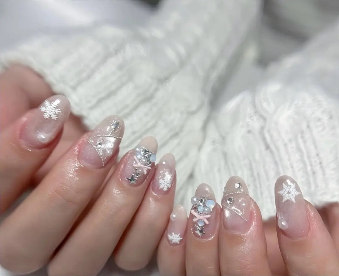 ネイル 長さ出し フレンチネイル ジェルネイル ガラスフレンチ 韓国ネイル Minette nailHuongのネイルデザイン