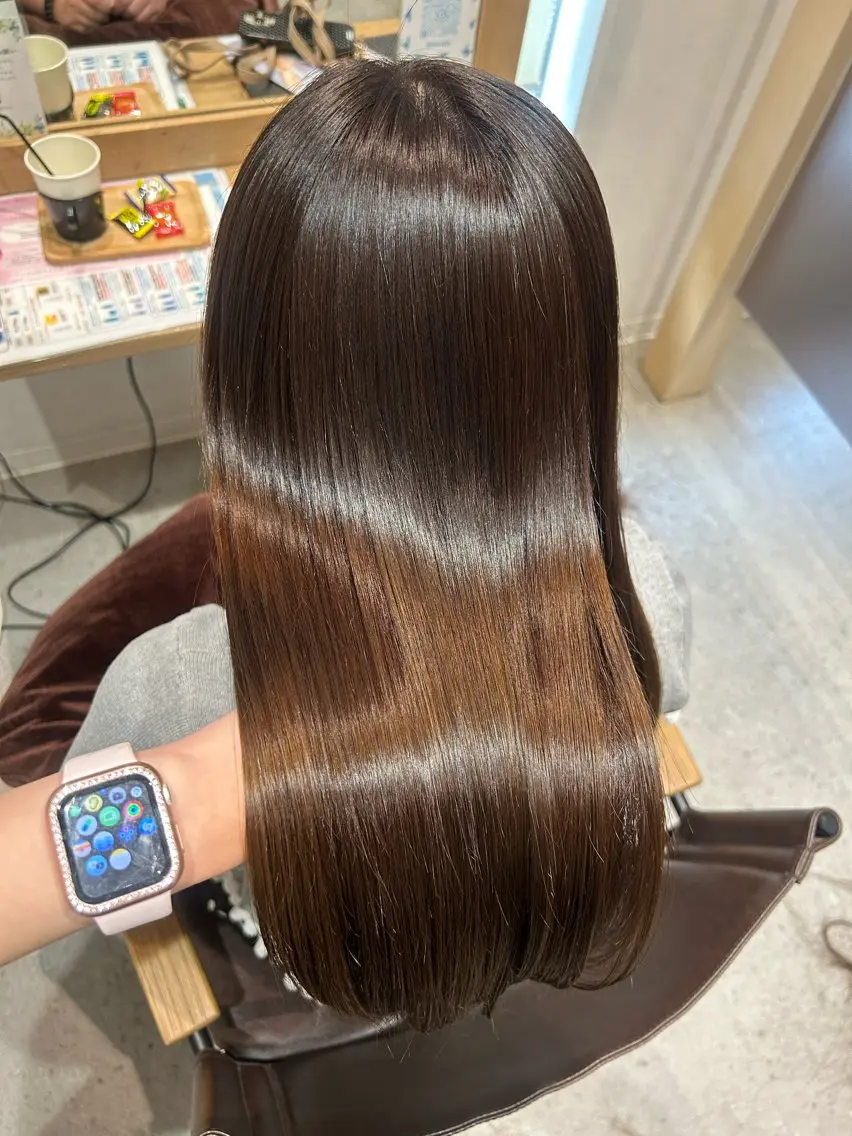 骨格補正カット+美髪矯正の写真