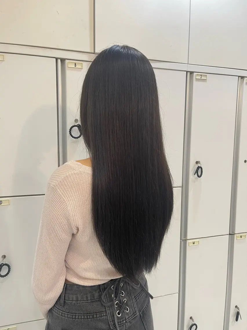 ロング カラー ICHIRI" 艶カラー/縮毛矯正のヘアスタイル
