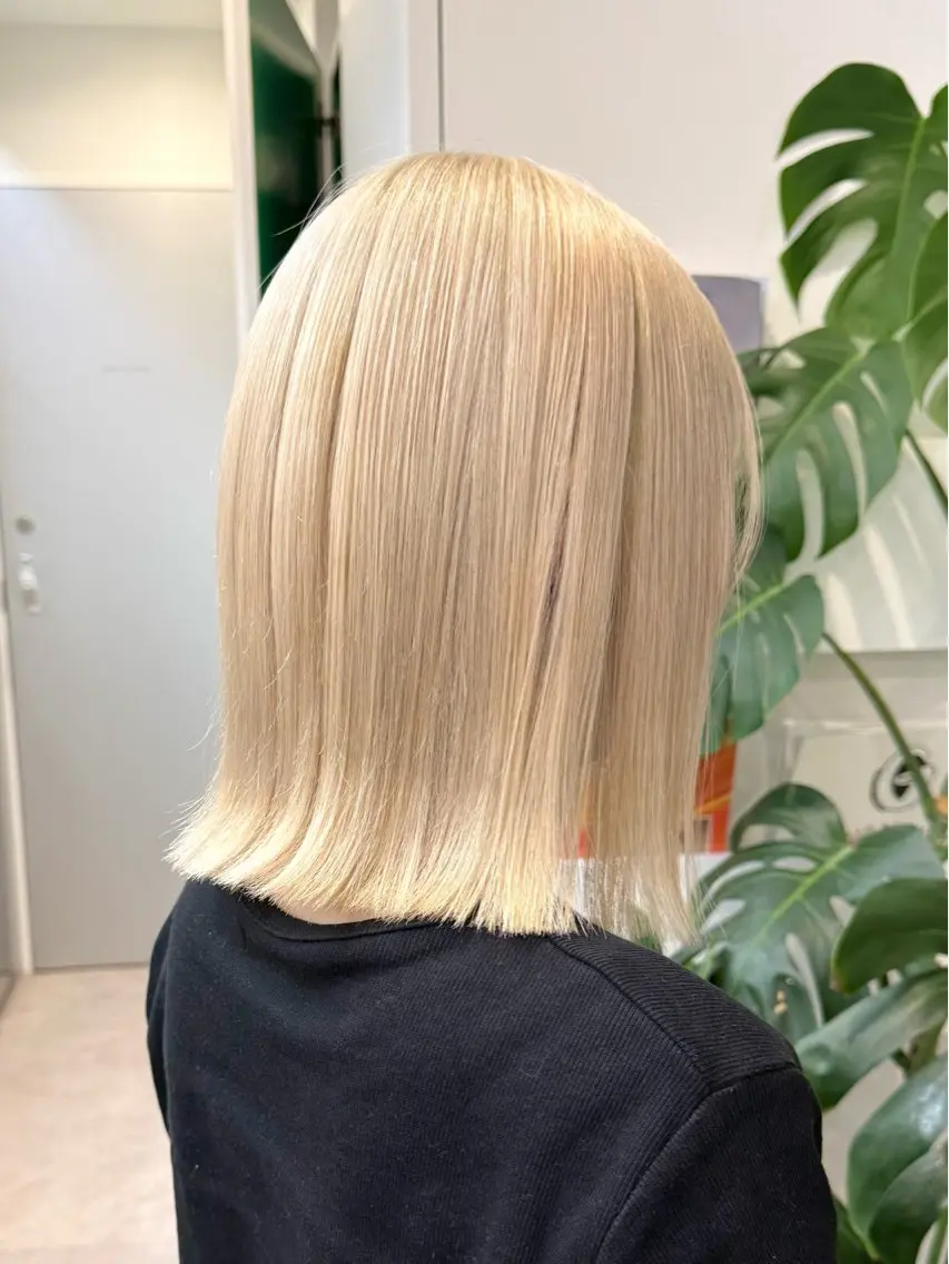 ミディアム ボブ/ショート⭐︎ カット無料⭐︎カレンのヘアスタイル