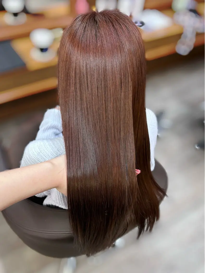 ロング 縮毛矯正 kana🎀 韓国風透明感カラーのヘアスタイル