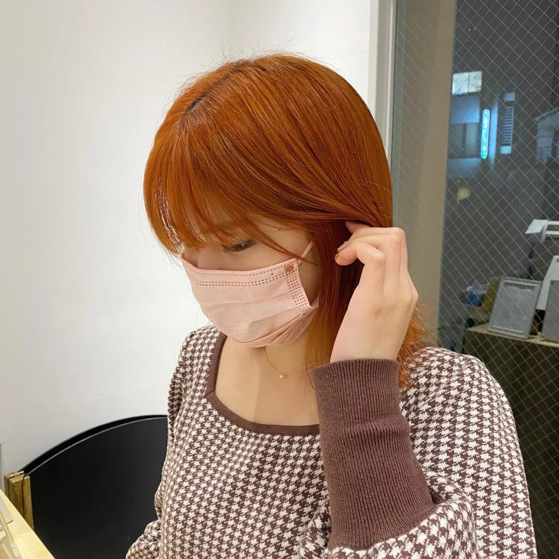 ミディアム カラー ブリーチ ダブルカラー オレンジ カット 🌷Asuka /レイヤーカット🌷のヘアスタイル