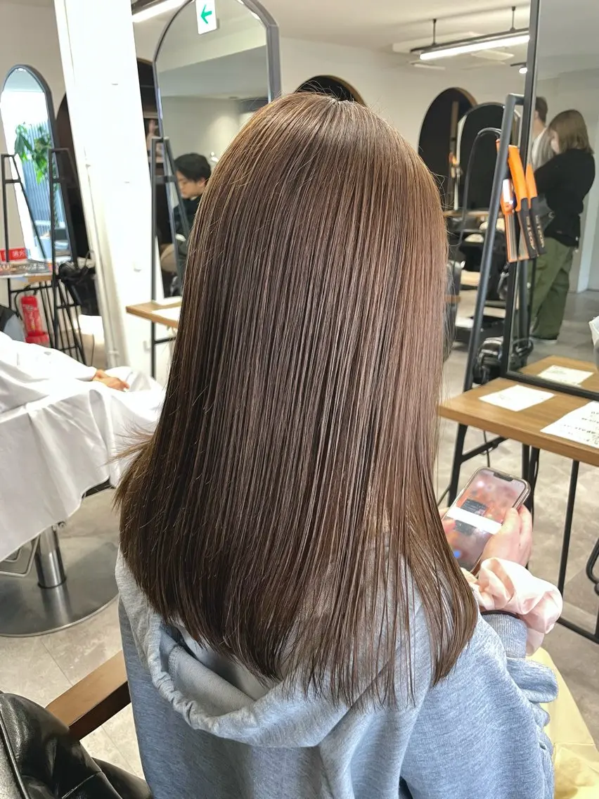 ロング カラー 谷口 優希のヘアスタイル