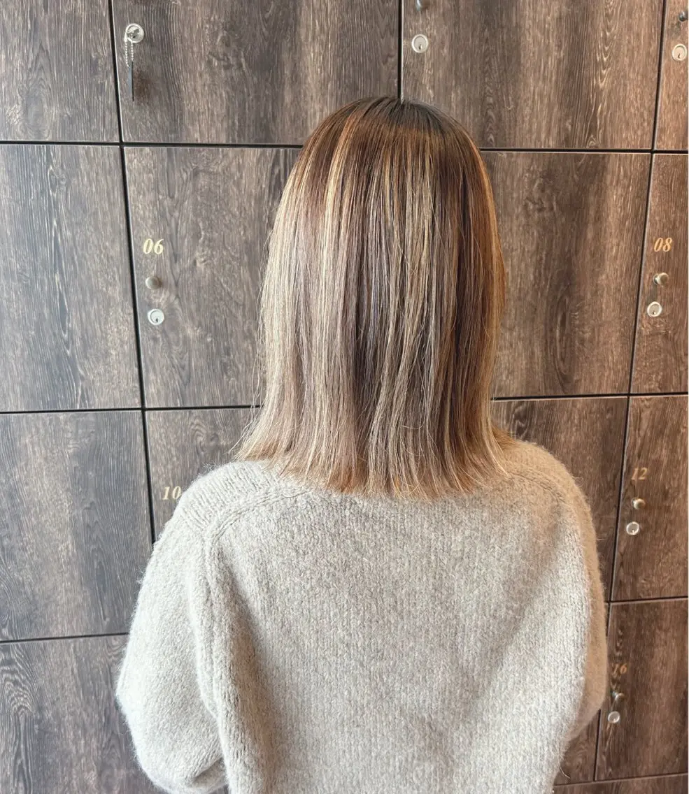 ミディアム カット yui nishiwakiのヘアスタイル