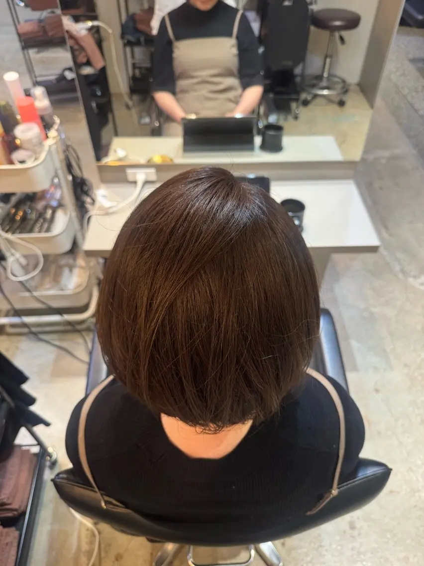 カラー オリーブカラー ヘアカラー 櫻木 志穏のヘアスタイル